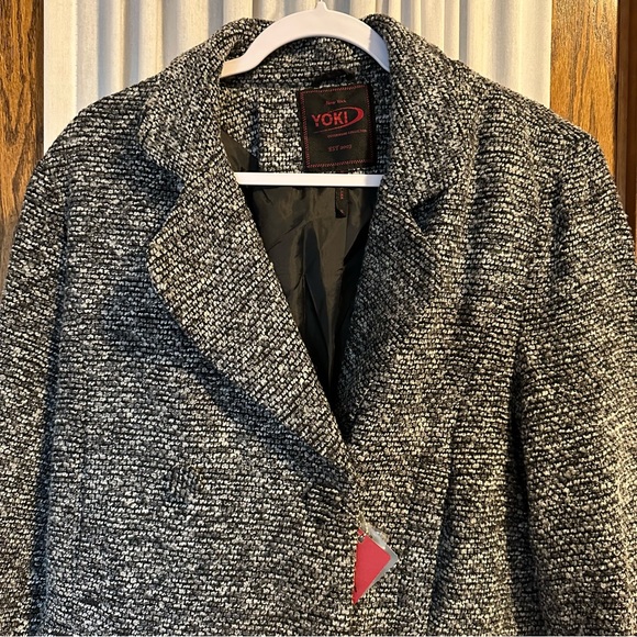 Yoki Black Tweed Jacket - Picture 2 of 9